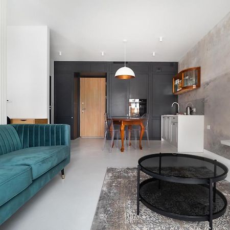 Wola Artistic Designer Apartment Warsawa Bagian luar foto